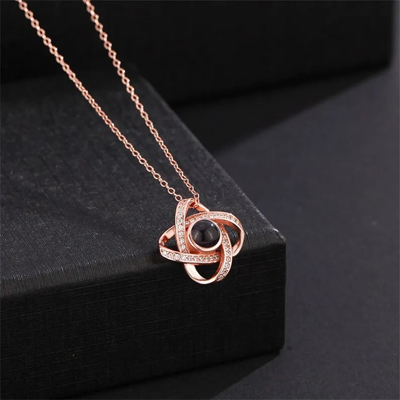 925 Silver Four-Leaf Clover Projection Necklace