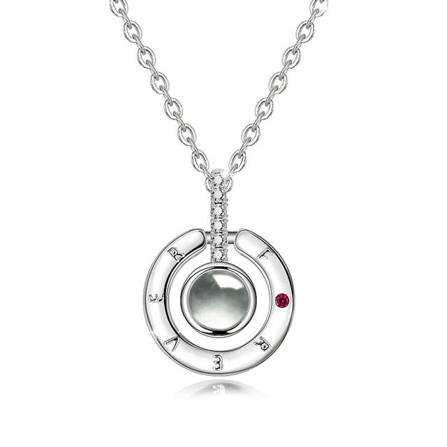 100 Languages "I Love You" Projection Pendant – Romantic Light Reveal Necklace