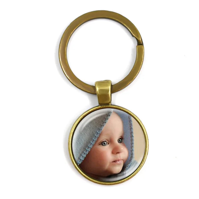 Personalized Photo Keychain – Custom Family Picture Gift for Parents & Loved Ones