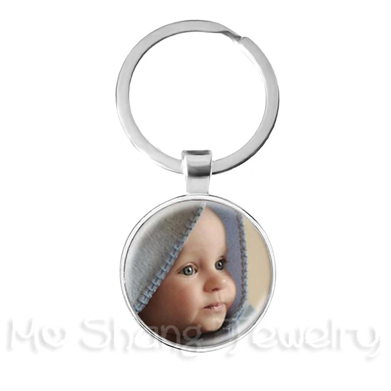 Personalized Photo Keychain – Custom Family Picture Gift for Parents & Loved Ones