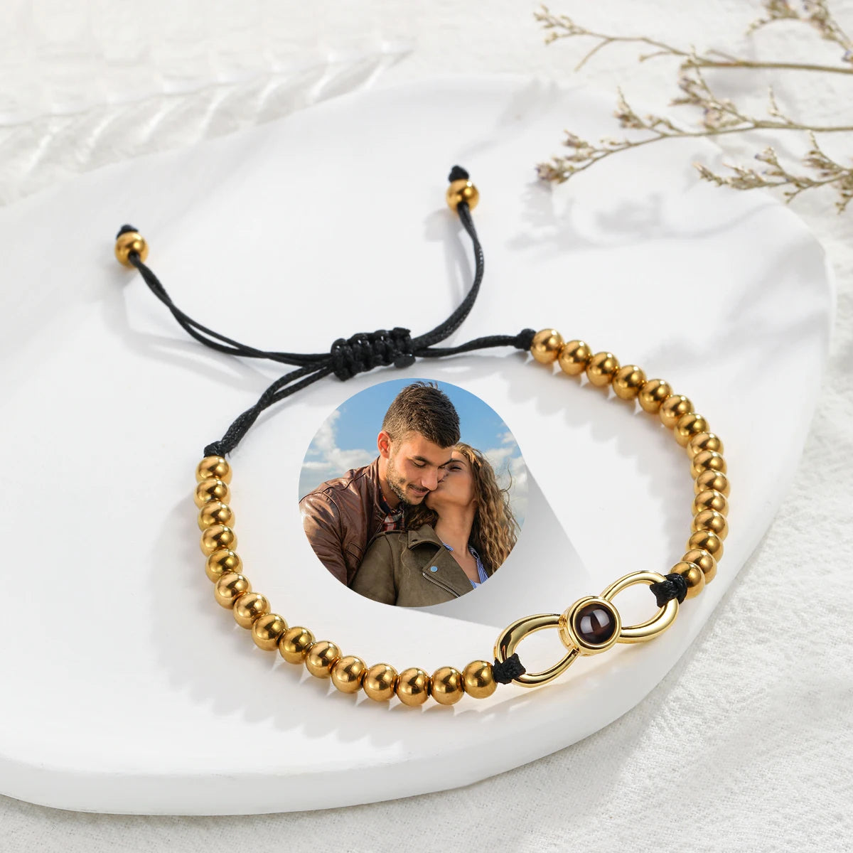 New Infinity Memory Photo Projection Bracelet – Custom Picture Keepsake for Loved Ones