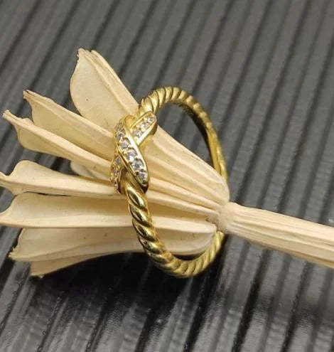 2025 Retro Spiral Colored Crystal Ring